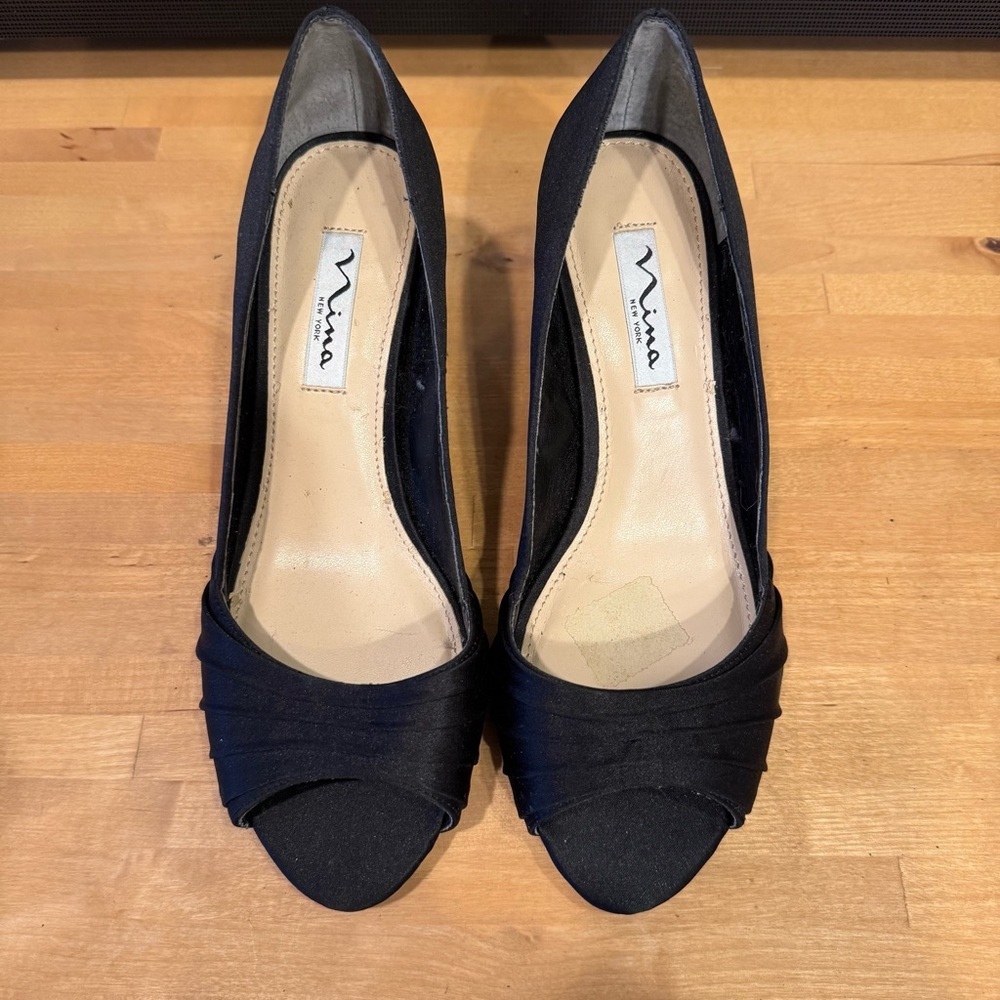 🌈 6/$60 Nina Criana Peep Toe Black Satin Kitten Heel 7.5 Wedding Formal Prom